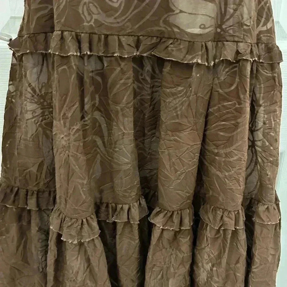 BCBG Brown, Ruffle Skirt Dress, Sz 12 - Picture 4 of 8